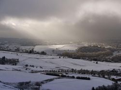 Indahnya Alam Bernuansa Salju, Seperti Wallpaper Komputer!