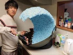 Kocak! Pria Masak Nasi Goreng Jadi Korban Editan Photoshop