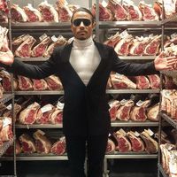 Salt Bae Akan Buka Restoran Burger di New York City