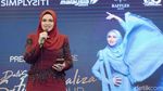Kilas Balik Siti Nurhaliza, Pernah Jualan Kue di Kampung