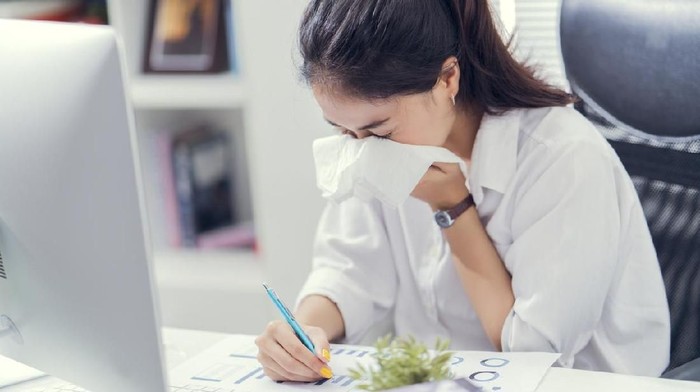 Flu mudah menyerang di musim hujan (Foto: iStock) Flu mudah menyerang di musim hujan (Foto: iStock)