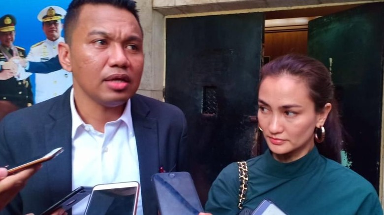 Pengacara: Ratna Sarumpaet Tak Pernah Dibesuk Tim Prabowo Selama Ditahan Pengacara: Ratna Sarumpaet Tak Pernah Dibesuk Tim Prabowo Selama Ditahan