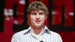 Sstt..Ashton Kutcher Lagi Galau Nih?