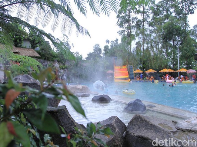 11 Pemandian Air Panas di Bandung yang Cocok untuk Lawan Dingin