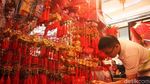 Merah Merona Jelang Imlek di Pusat Perbelanjaan
