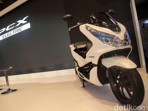 Honda Rakit PCX Listrik di Indonesia, Biar Murah?