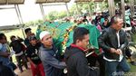 Perpisahan Sang Suami dengan Saphira Indah
