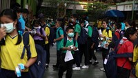 Meningkatnya partikel berbahaya yang dikenal dengan PM 2,5 pada akhir Desember lalu membuat 437 sekolah di Bangkok tak beroperasi pada Rabu (30/1/2019). Istimewa/Athit Perawongmetha/Dok. Reuters.