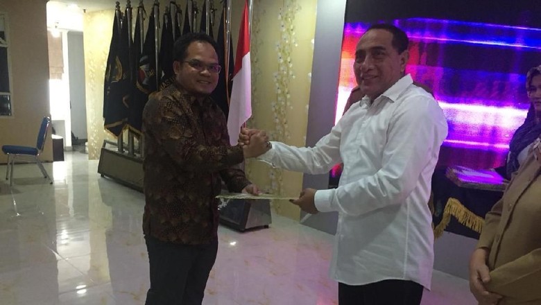 Pertamina EP Terima Penghargaan Proper Hijau dari Gubernur Sumut Pertamina EP Terima Penghargaan Proper Hijau dari Gubernur Sumut