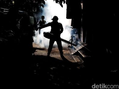 Antisipasi DBD Kawasan Semper Di-fogging