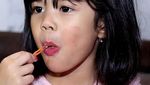 Manisnya Pose Safeea, Anak Ahmad Dhani dan Mulan Jameela Saat Kulineran