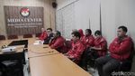 Sambangi Bawaslu, PSI Laporkan Spanduk Hargai Hak-hak LGBT