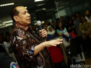 Buka Acara Economic Outlook, CT Bicara Ketidakpastian Ekonomi