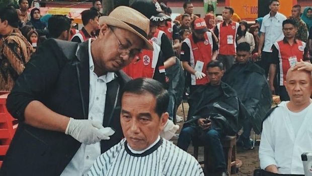 Pria Ini Bisnis Pangkas Rambut Premium hingga Jadi Langganan Jokowi