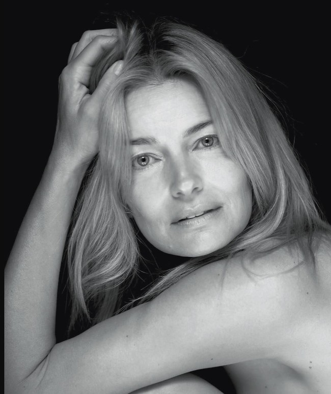 Penampilannya yang masih seksi di usia yang sudah kepala lima itu membuat netizen takjub. Di Instagramnya, ia menerima banyak pujian.  Foto: Instagram (@paulinaporizkov)