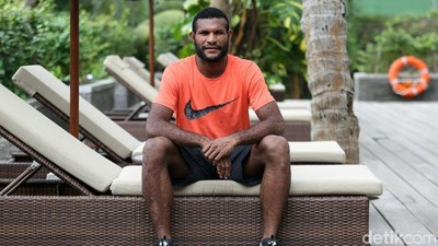 Lebih Dekat dengan Marinus Wanewar