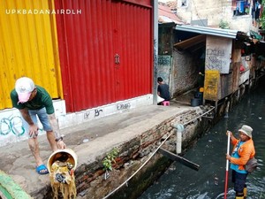 Jangan Buang Sampah Sembarangan di DKI, Dendanya Rp 500 Ribu