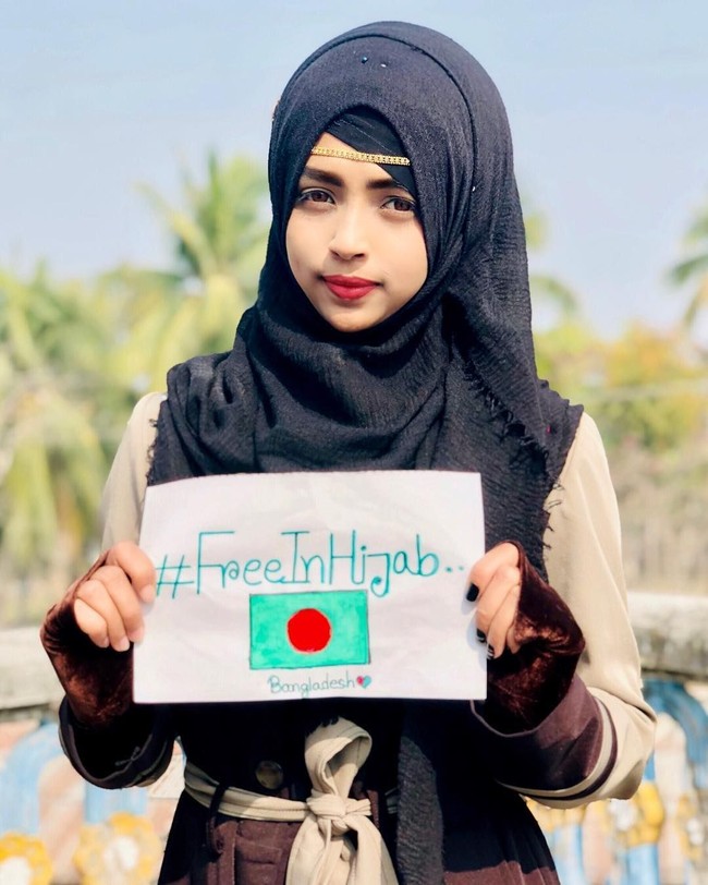 #FreeInHijab adalah tanda pagar yang sangat dibutuhkan untuk situasi global kita sekarang ini di mana wanita berhijab dilabeli oleh media sebagai tertekan dan terpenjara secara simbol. Melalui tanda pagar ini, wanita didorong untuk menyuarakan suara mereka dalam memakai hijab, diharapkan bisa menghilangkan kesalahpahaman umum. Mungkin pengalaman satu hari ini akan membuat mereka melihat hijab dengan pencahayaan yang berbeda, kata Nazma Khan, pencetus World Hijab Day. Foto: Instagram/WorldHijabDay