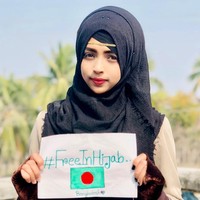 #FreeInHijab adalah tanda pagar yang sangat dibutuhkan untuk situasi global kita sekarang ini di mana wanita berhijab dilabeli oleh media sebagai tertekan dan terpenjara secara simbol. Melalui tanda pagar ini, wanita didorong untuk menyuarakan suara mereka dalam memakai hijab, diharapkan bisa menghilangkan kesalahpahaman umum. Mungkin pengalaman satu hari ini akan membuat mereka melihat hijab dengan pencahayaan yang berbeda, kata Nazma Khan, pencetus World Hijab Day. Foto: Instagram/WorldHijabDay