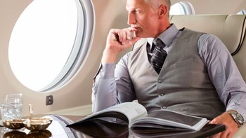 Para pebisnis super kaya pun bisa kemana-mana dengan nyaman dan cepat. Pesawat ini Dibekali mesin Rolls Royce BR752. Foto: Gulfstream