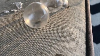 Gelembung air pun menjadi beku. Foto: boredpanda