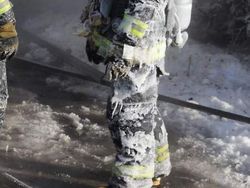 Potret Viral Dampak Ajaib Suhu Dingin Polar Vortex