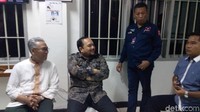  Kuasa hukum Buni Yani, Aldwin Rahadian, juga tetap menemani Buni di Gunung Sindur. (ist/Kejari Depok).