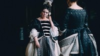 Banyak penghargaan sudah diraih oleh Oliva Colman lewat penampilannya sebagai Queen Anne di The Favorite. Dok. Twentieth Century Fox