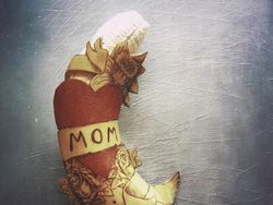 Seniman Sulap Kulit Pisang Jadi Karya Seni Keren