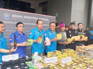 BNN dan Ditjen Bea Cukai Bongkar Penyelundupan Ganja 1,4 Ton