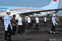 Jokowi ke Magetan-Rembang, Temui Ibu-ibu Mekaar dan Kunjungi Ponpes