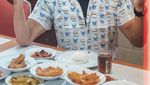 Gaya Kocak Marco Ivanos, Sepupu Raisa Saat Minum Kopi Hingga Es Krim