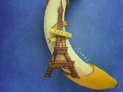 Seniman Sulap Kulit Pisang Jadi Karya Seni Keren