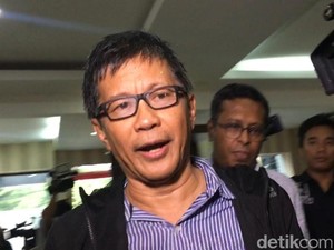 Rocky Gerung Penuhi Panggilan Polda Metro Jaya