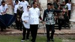 Gaya Kompak Jokowi-Iriana Saat Tinjau Benteng Pendem