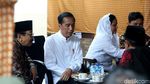 Gaya Kompak Jokowi-Iriana Saat Tinjau Benteng Pendem