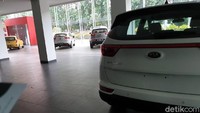 Kabarnya KIA Mobil Indonesia memindahkan fasilitas di Sunter Jakarta ke lokasi baru di jalan Garuda, Kemayoran, Jakarta. Foto: Luthfi Anshori/detikOto