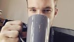 Gaya Kulineran Keren PewDiePie, YouTuber dengan Subscribers Terbanyak di Dunia