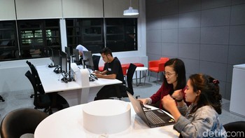 Berbagai fasilitas disiapkan oleh Bukalapak di dalam laboratorium riset tersebut. Seperti server, big data bahkan talenta atau pakar-pakar dari Bukalapak akan ikut membagi ilmu dengan para mahasiswa. Foto: Satria Nandha/detikcom