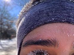 Potret Viral Dampak Ajaib Suhu Dingin Polar Vortex