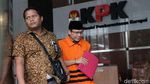 KPK Perpanjang Masa Penahanan Taufik Kurniawan
