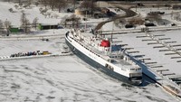 Ketika hembusan angin kencang itu terkadang melemah atau menguat, hembusan angin itu akan mengganggu pola cuaca -- membawa udara lebih hangat ke wilayah Alaska dan mendorong angin lebih dingin ke wilayah Midwest dan Pantai Timur AS. Scott Olson/Getty Images.