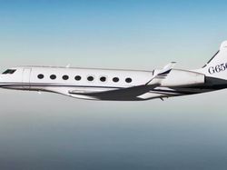 Mengintip Daleman Pesawat Elon Musk Untuk Manjakan Pacarnya