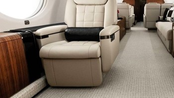 Dengan teknologi dan desain mewahnya, pesawat ini dinilai salah satu pesawat bisnis terbaik, demikian pula untuk memanjakan penumpangnya. Foto: Gulfstream