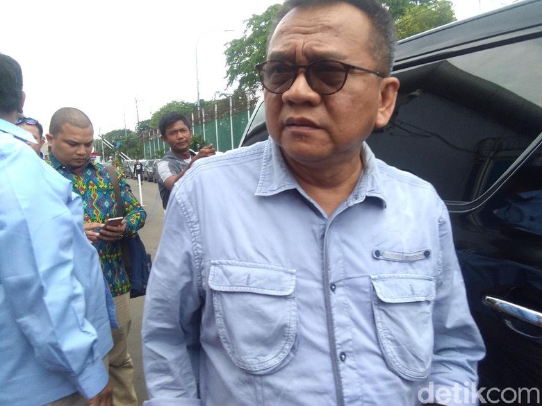 Pengesahan 2 Cawagub DKI Tunggu M Taufik Balik ke Jakarta Pengesahan 2 Cawagub DKI Tunggu M Taufik Balik ke Jakarta
