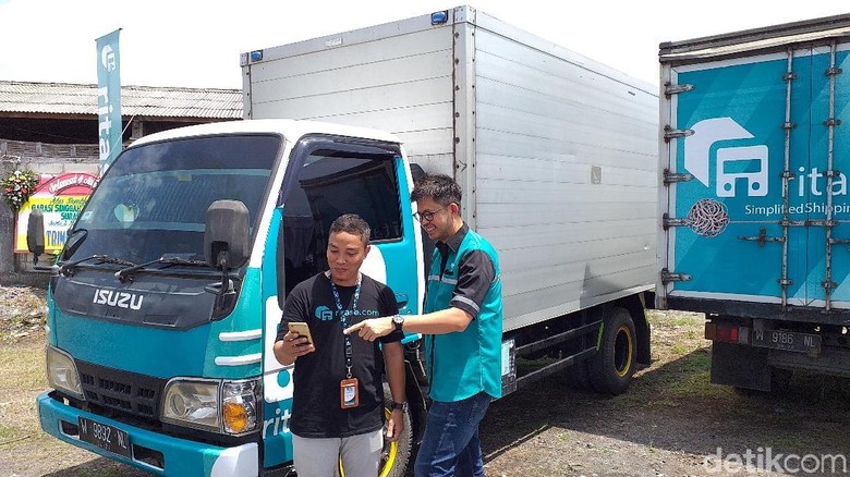 Garasi Singgah Sopir Truk, Biar Nggak Ngantuk dan Melek 