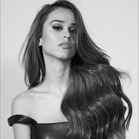 Berwajah cantik dan seksi, Yanet Gracia menjadi viral dan punya banyak penggemar di dunia maya.  Foto: Dok. Instagram/Yanet Garcia