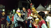 Pengunjung juga bisa melihat berbagai kebudayaan china seperti barongsai, liong dan wayang potehi. Pengunjung bisa berfoto dengan kera sakti atau Sun Go Kong beserta rombongannya termasuk Dewi Kwan Im (Angling/detikTravel)