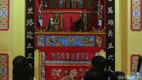 Kesenian khas warga Tionghoa ini masih diminati sejumlah pengunjung.