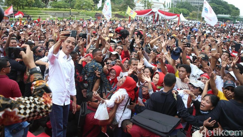 Jokowi Sindir Propaganda Rusia, TKN: Strategi Trump Dipakai di RI Jokowi Sindir Propaganda Rusia, TKN: Strategi Trump Dipakai di RI